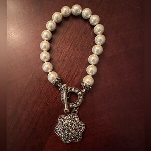 Heidi Daus Unforgettable Lavalier Bracelet in EUC